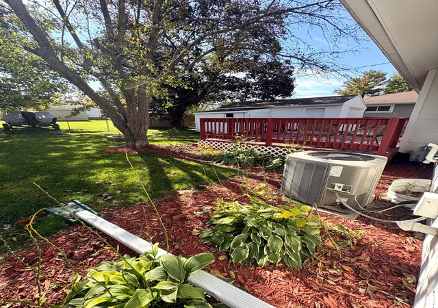 Photo 3 of Single family home for sale at 302 2nd Street SE, Stewartville, MN 55976 | MLS# 7157518 | Listing updated on 2026-10-21