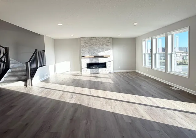 Photo 3 of Single family home for sale at 8633 Periwinkle Blvd, Saint Paul, MN 55129 | MLS# 7157523 | Listing updated on 2026-10-22