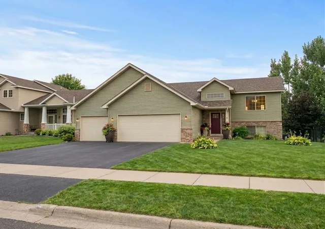 Single family home for sale at 936 Ivy Hills Rd, Belle Plaine, MN 56011 | MLS# 7157561