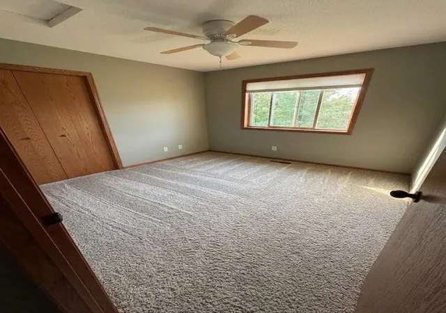 Photo 3 of Single family home for sale at 936 Ivy Hills Rd, Belle Plaine, MN 56011 | MLS# 7157561 | Listing updated on 2026-10-10