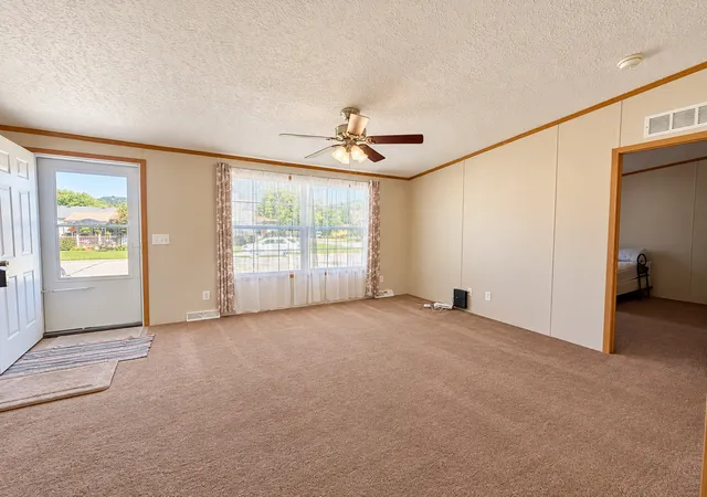 Photo 3 of Single family home for sale at 517 N High St, Rushford, MN 55971 | MLS# 7157569 | Listing updated on 2026-10-09