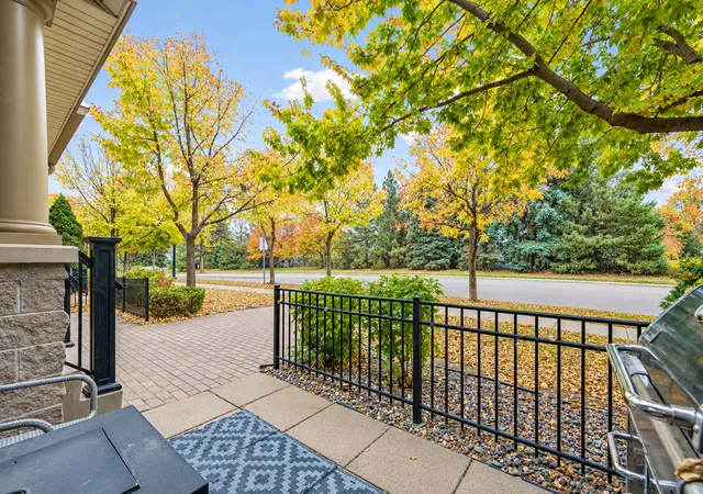 Single family home for sale at 8409 Townsend Dr, Eden Prairie, MN 55344 | MLS# 7157598
