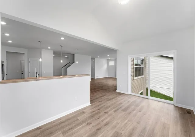 Photo 4 of Single family home for sale at 1026 Oakwood Ln, Delano, MN 55328 | MLS# 7157605 | Listing updated on 2026-10-09