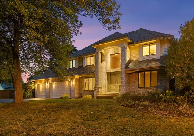 Single family home for sale at 12708 Diamond Dr, Burnsville, MN 55337 | MLS# 7157628