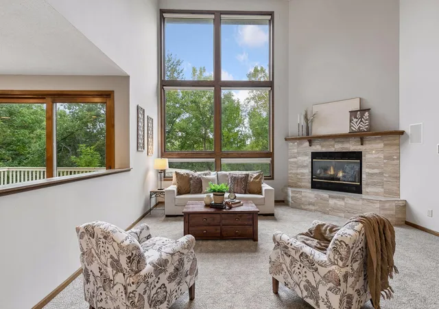 Photo 4 of Single family home for sale at 12708 Diamond Dr, Burnsville, MN 55337 | MLS# 7157628 | Listing updated on 2026-10-09