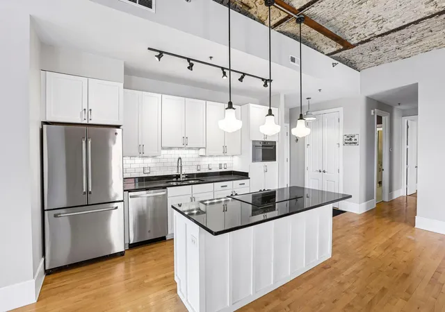 Photo 3 of Condo for sale at 300 Wall St #203, Saint Paul, MN 55101 | MLS# 7157630 | Listing updated on 2026-10-13