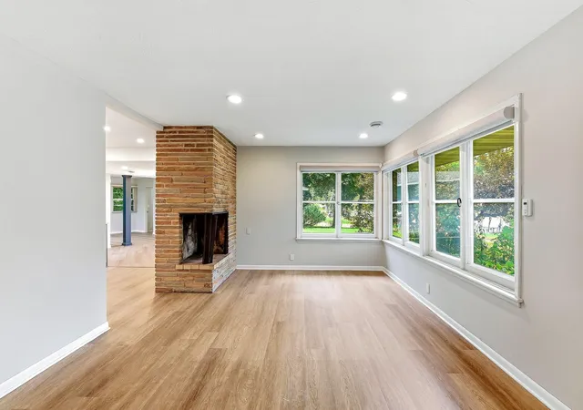 Photo 2 of Single family home for sale at 401 Turnpike Rd, Minneapolis, MN 55416 | MLS# 7157634 | Listing updated on 2026-10-09