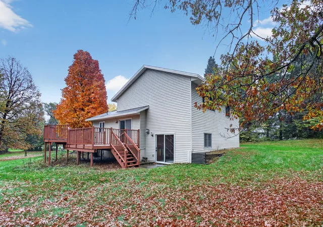 Photo 3 of Sale Pending at 19912 Ironton St NW, Elk River, MN 55330 | MLS# 7157640 | Listing updated on 2026-10-23