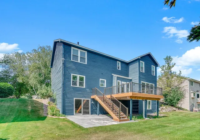 Photo 3 of Single family home for sale at 8848 Everest Ln N, Maple Grove, MN 55311 | MLS# 7157644 | Listing updated on 2026-10-08