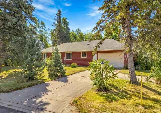 Photo 1 of Single family home for sale at 34 5th Street Nw, Melrose, MN 56352 | MLS# 7157648 | Listing updated on 2026-10-09