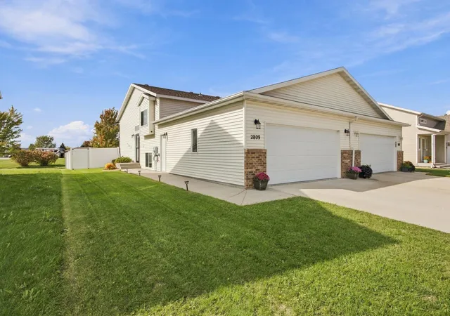 Photo 1 of Townhouse for sale at 2809 Umber Ct S, Fargo, ND 58104 | MLS# 7157654 | Listing updated on 2026-10-16