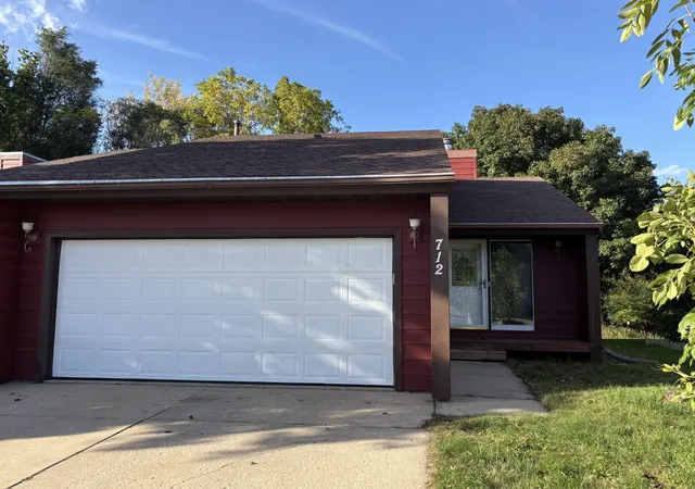 Single family home for sale at 712 Neville Ct SE, Rochester, MN 55904 | MLS# 7157659