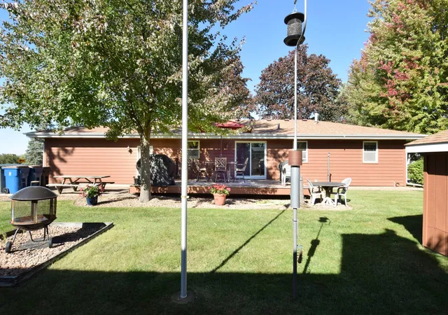 Photo 3 of Single family home for sale at 2376 Standridge Ave, Saint Paul, MN 55109 | MLS# 7157678 | Listing updated on 2026-10-09