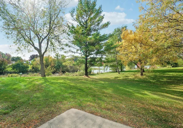 Photo 3 of Single family home for sale at 15171 Claret Cir, Rosemount, MN 55068 | MLS# 7157694 | Listing updated on 2026-10-17