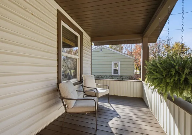 Photo 4 of Single family home for sale at 834 Mckinley Pl S, Saint Cloud, MN 56301 | MLS# 7157705 | Listing updated on 2026-10-23
