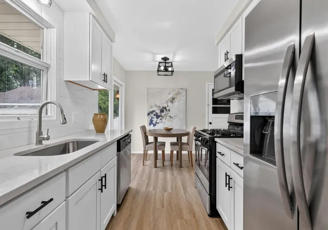 Photo 3 of Single family home for sale at 1211 Sunnyside Dr, Farmington, MN 55024 | MLS# 7157725 | Listing updated on 2026-10-09