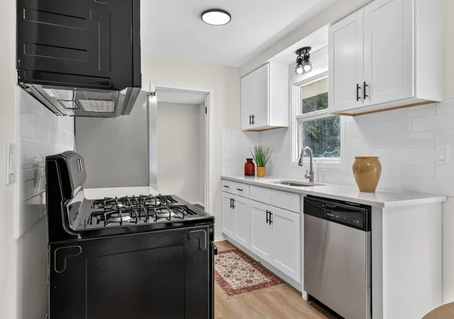 Photo 4 of Single family home for sale at 1211 Sunnyside Dr, Farmington, MN 55024 | MLS# 7157725 | Listing updated on 2026-10-09