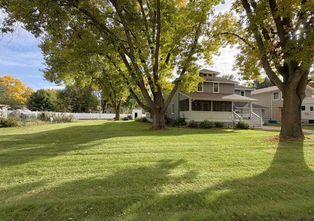Photo 2 of Single family home for sale at 1133 10th Avenue, Granite Falls, MN 56241 | MLS# 7157731 | Listing updated on 2026-10-22