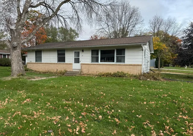 Photo 1 of Single family home for sale at 211 4th Avenue Sw, Pine Island, MN 55963 | MLS# 7157733 | Listing updated on 2026-10-21