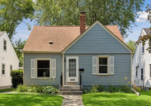 Photo 1 of Single family home for sale at 2908 Hampshire Ave S, Minneapolis, MN 55426 | MLS# 7157739 | Listing updated on 2026-10-18