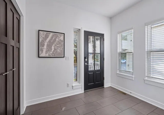 Photo 3 of Single family home for sale at 1322 Washington St Ne, Minneapolis, MN 55413 | MLS# 7157754 | Listing updated on 2026-10-10