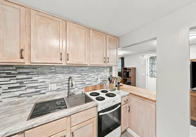 Photo 4 of Single family home for sale at 721 Bob Ehlen Dr, Anoka, MN 55303 | MLS# 7157768 | Listing updated on 2026-10-19