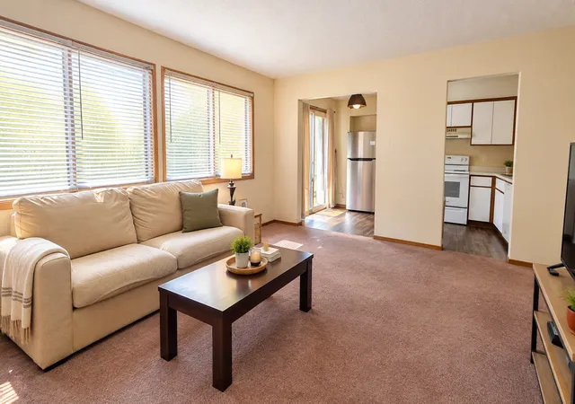 Photo 3 of House for sale at 1591 Sloan St, Saint Paul, MN 55130 | MLS# 7157772 | Listing updated on 2026-10-20