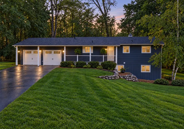 Photo 1 of Single family home for sale at 19151 Hanus Rd, Minnetonka, MN 55345 | MLS# 7157783 | Listing updated on 2026-10-18