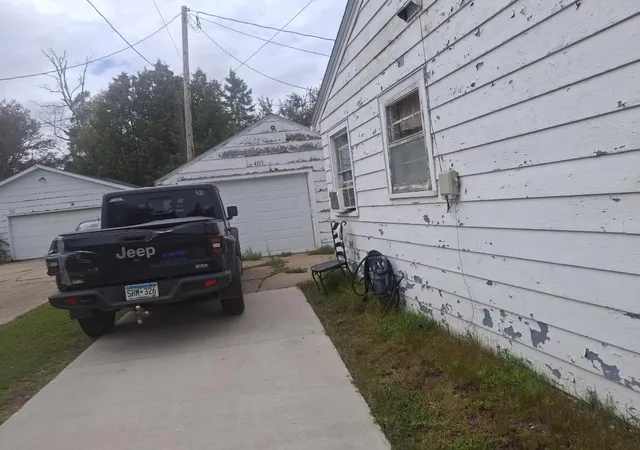 Photo 2 of Single family home for sale at 4115 4th Avenue E, Hibbing, MN 55746 | MLS# 7157791 | Listing updated on 2026-10-10