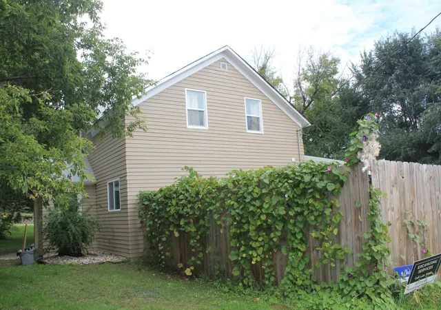 Photo 3 of Single family home for sale at 609 Wollan St, Starbuck, MN 56381 | MLS# 7157796 | Listing updated on 2026-10-09