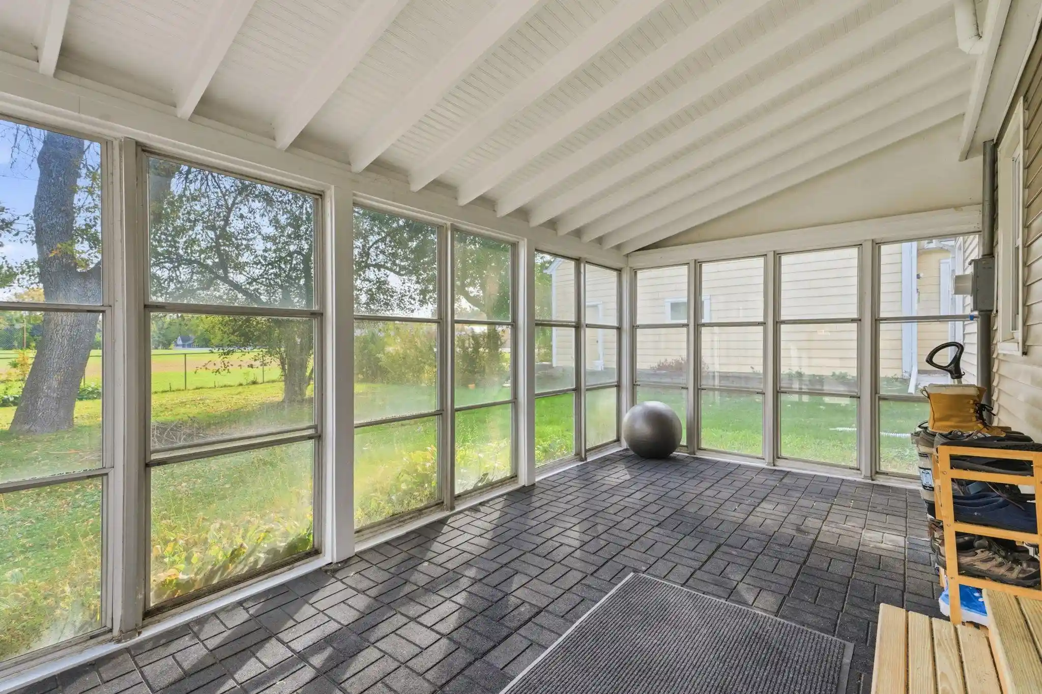 Photo 4 of Single family home for sale at 1852 Holton St, Falcon Heights, MN 55113 | MLS# 7157807 | Listing updated on 2026-10-25