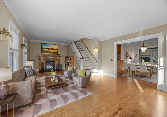Photo 4 of Single family home for sale at 579 Lincoln Ave, Saint Paul, MN 55102 | MLS# 7157820 | Listing updated on 2026-10-22