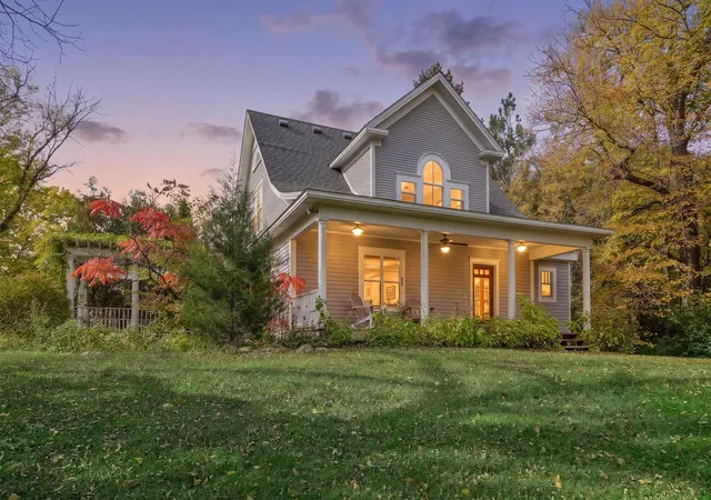 Single family home for sale at 6020 Mill St, Excelsior, MN 55331 | MLS# 7157826