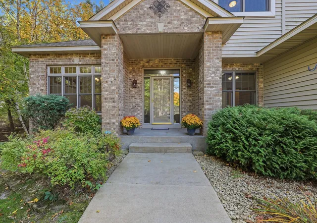 Photo 3 of Single family home for sale at 12572 224th Court Nw, Elk River, MN 55330 | MLS# 7157828 | Listing updated on 2026-10-19