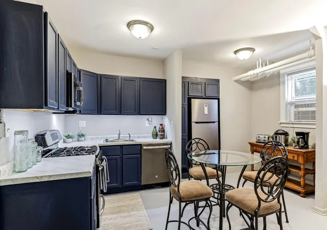 Photo 3 of Condo for sale at 286 Van Buren Ave #9, Saint Paul, MN 55103 | MLS# 7157829 | Listing updated on 2026-10-09