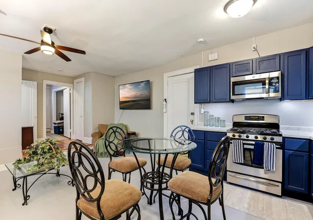 Photo 4 of Condo for sale at 286 Van Buren Ave #9, Saint Paul, MN 55103 | MLS# 7157829 | Listing updated on 2026-10-09