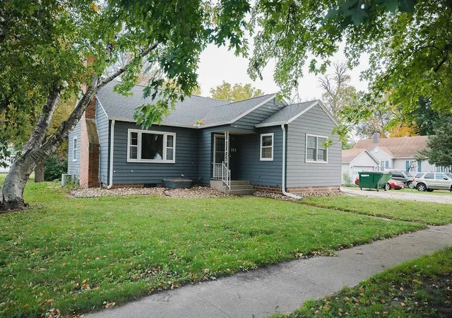Photo 1 of Sale Pending at 313 E Willis St, Elmore, MN 56027 | MLS# 7157832 | Listing updated on 2026-10-20