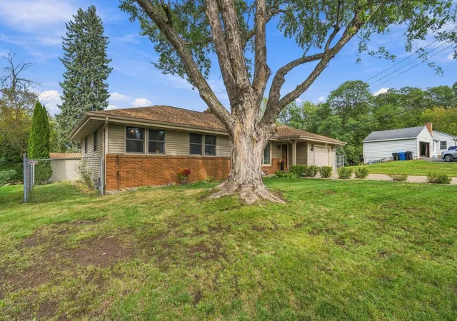 Photo 3 of Single family home for sale at 1343 Hillwind Rd Ne, Minneapolis, MN 55432 | MLS# 7157834 | Listing updated on 2026-10-09