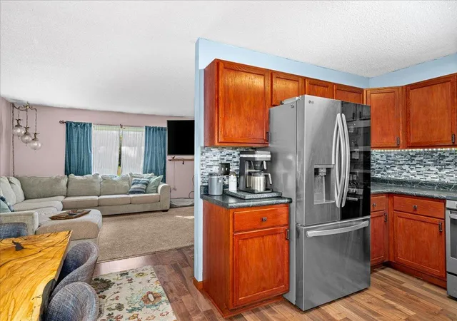 Photo 4 of Single family home for sale at 1919 W Arrowhead Rd, Duluth, MN 55811 | MLS# 7157841 | Listing updated on 2026-10-10