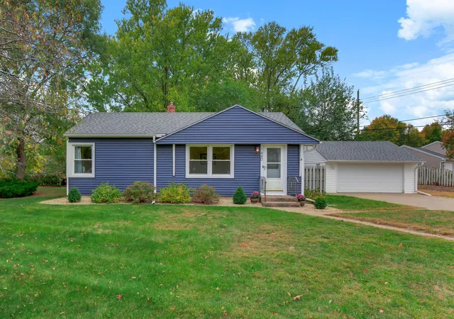 Photo 2 of Single family home for sale at 1440 Lydia Ave W, Saint Paul, MN 55113 | MLS# 7157864 | Listing updated on 2026-10-20