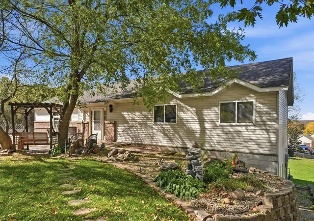 Photo 1 of Single family home for sale at 34641 Plum Hl Ln, Avon, MN 56310 | MLS# 7157881 | Listing updated on 2026-10-15