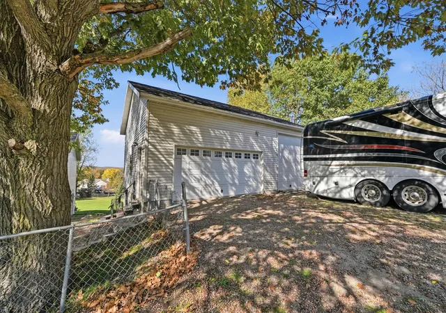 Photo 3 of Single family home for sale at 34641 Plum Hl Ln, Avon, MN 56310 | MLS# 7157881 | Listing updated on 2026-10-15