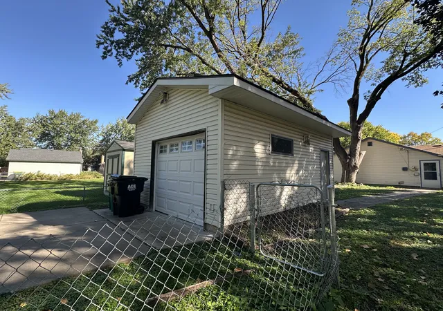 Photo 2 of Single family home for sale at 4635 Xenia Ave N, Minneapolis, MN 55422 | MLS# 7157882 | Listing updated on 2026-10-10