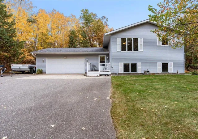 Photo 1 of Single family home for sale at 13158 Meredith Dr, Baxter, MN 56425 | MLS# 7157898 | Listing updated on 2026-10-16
