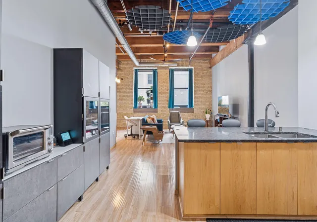 Photo 2 of Condo for sale at 406 Wacouta St #207, Saint Paul, MN 55101 | MLS# 7157923 | Listing updated on 2026-10-16