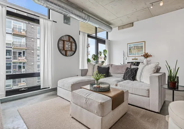 Photo 3 of Condo for sale at 720 N 4th Street #507, Minneapolis, MN 55401 | MLS# 7157927 | Listing updated on 2026-10-20