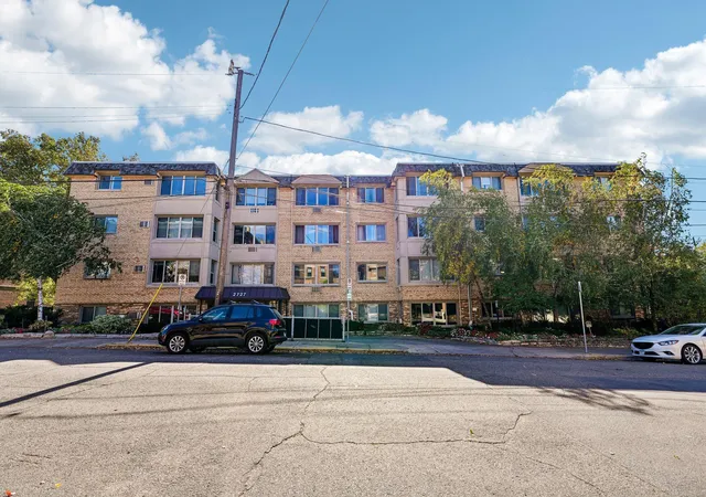 Photo 1 of Condo for sale at 2727 W 43rd Street #103, Minneapolis, MN 55410 | MLS# 7157934 | Listing updated on 2026-10-10