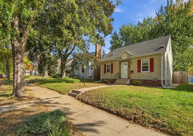 Photo 3 of Single family home for sale at 5549 37th Avenue S, Minneapolis, MN 55417 | MLS# 7157940 | Listing updated on 2026-10-23