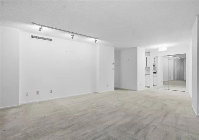 Photo 3 of Condo for sale at 210 W Grant St #218, Minneapolis, MN 55403 | MLS# 7157977 | Listing updated on 2026-10-10