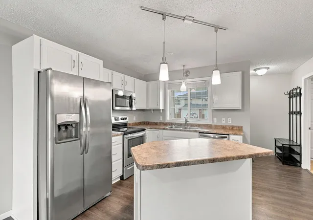 Photo 2 of Single family home for sale at 10515 64th Lane Ne, Albertville, MN 55301 | MLS# 7157986 | Listing updated on 2026-10-19